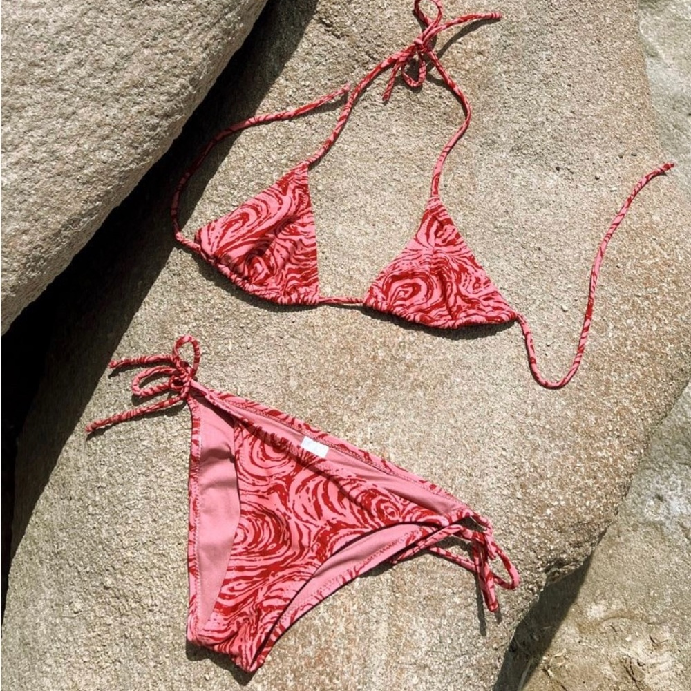 BRAND NEW BIKINI